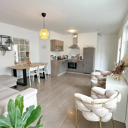 Ferienwohnung Modernes Haus Naehe Parndorf Bruck an der Leitha Exterior foto