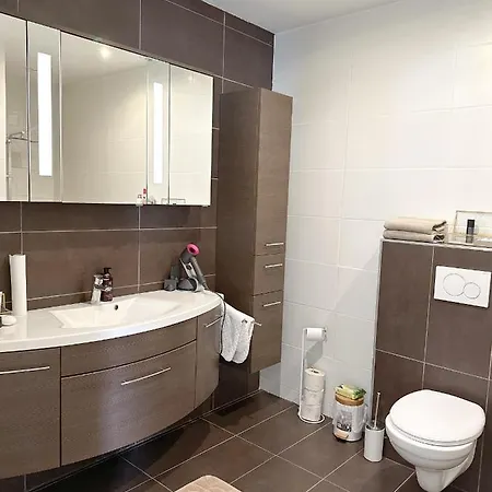 Ferienwohnung Modernes Haus Naehe Parndorf Bruck an der Leitha Exterior foto