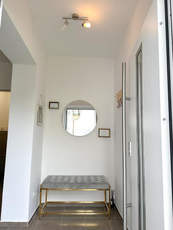 Modernes Haus Naehe Parndorf Apartment